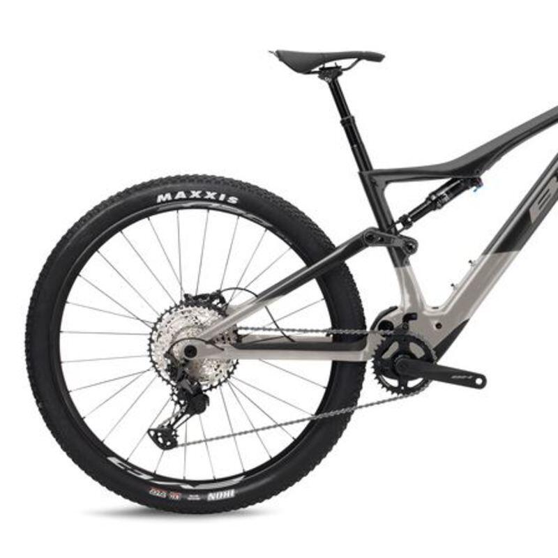 Bicicleta electrica MTB Bh Ilynx Race 7.8 Negro-Gris 3/4