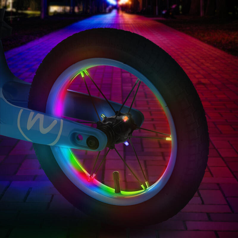 Bicicletă de echilibru pentru copii cu roți gonflabile RB901 Led Nils Fun