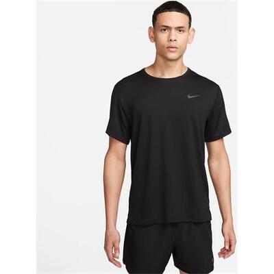T-shirt mannelijk nike ultimate engineered climacool+ zwart