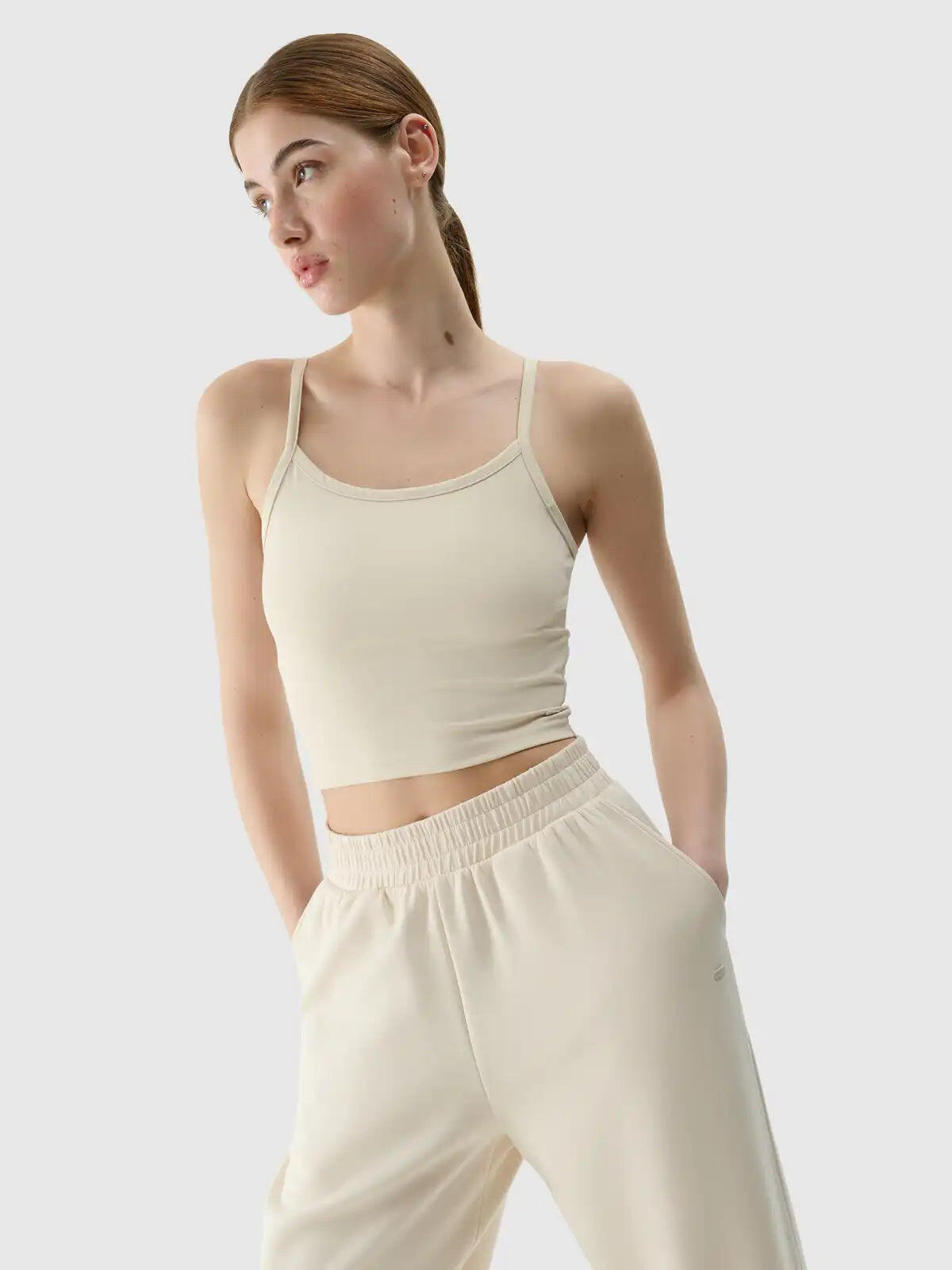 4F Eng anliegendes Damen-Crop-Top