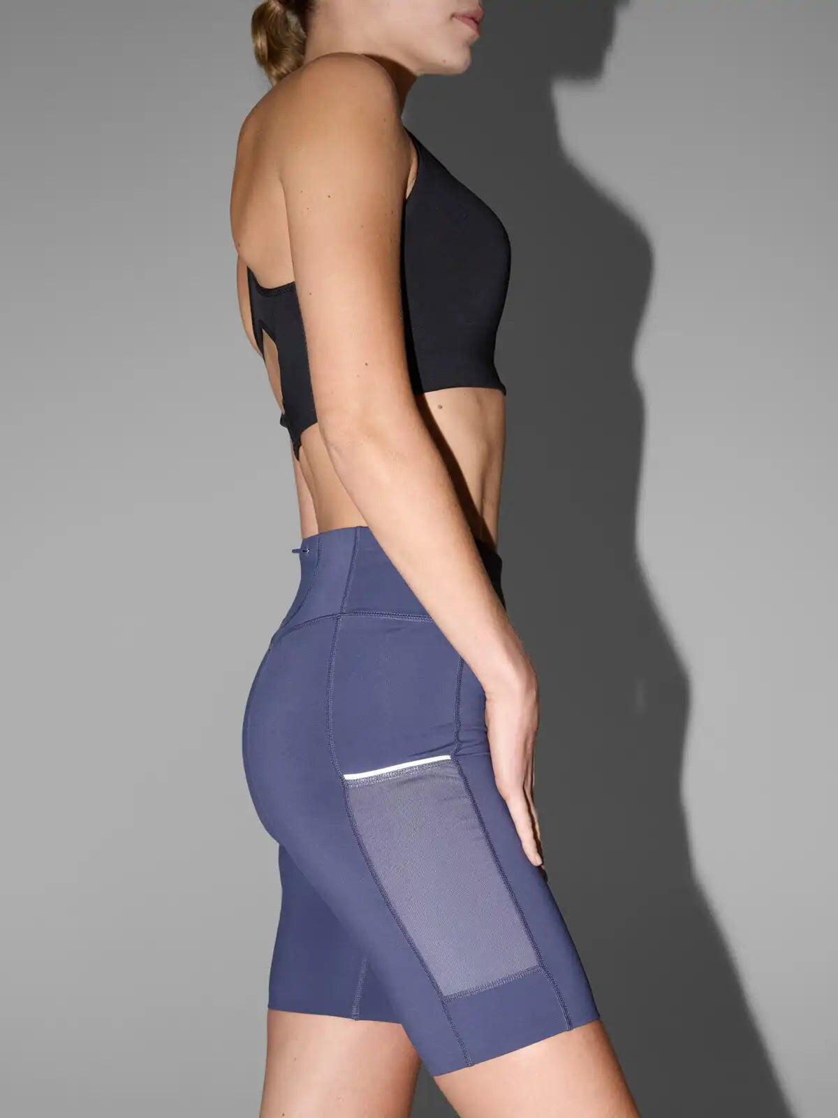 Biker-Trainingsshorts mit Taschen und Flachnähten 5/6