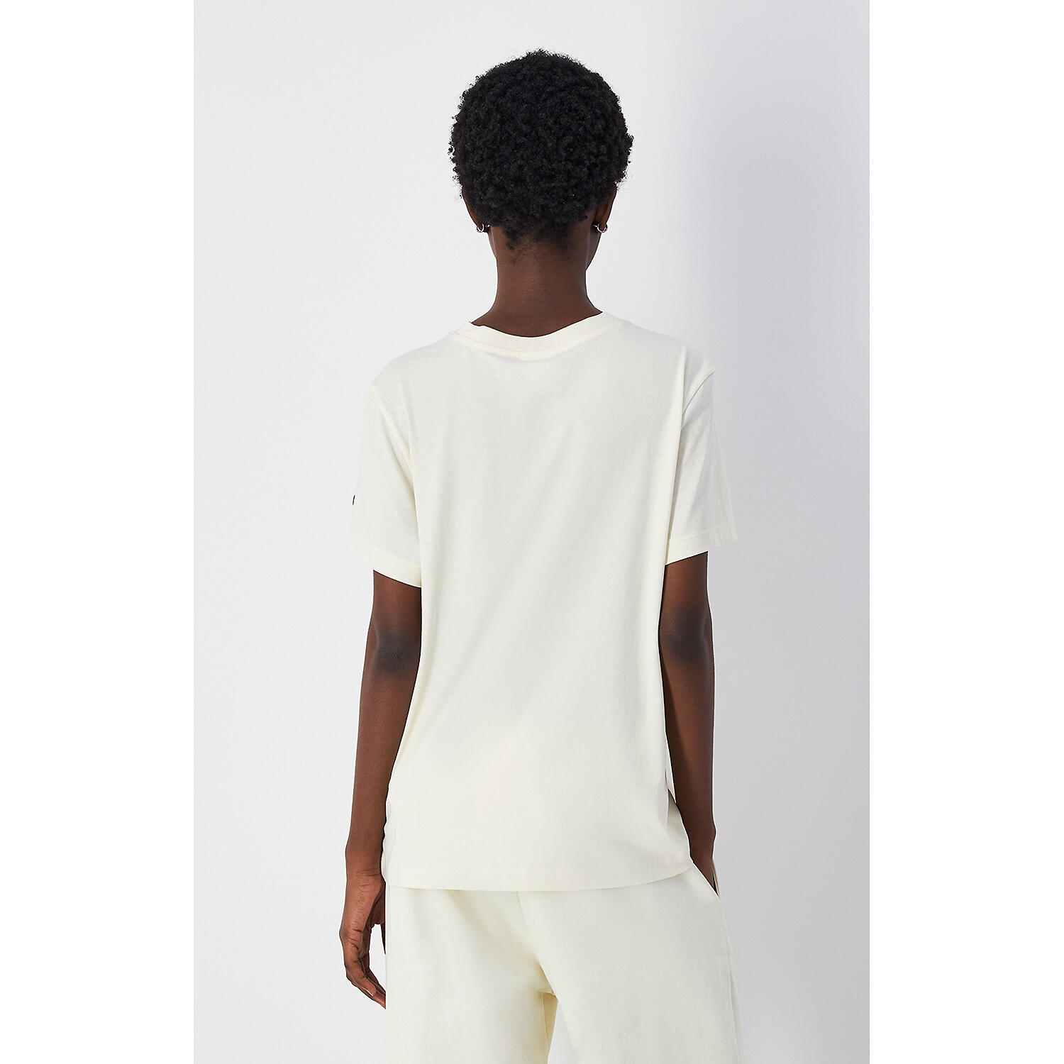 T-shirt Champion modèle 117650-YS141 pour femmes 3/4