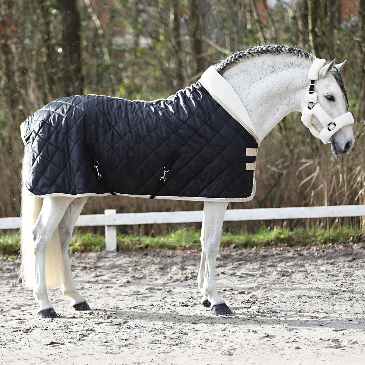 Stalldecke Lodix 150 g Horsegear Schwarz-Beige 4/6