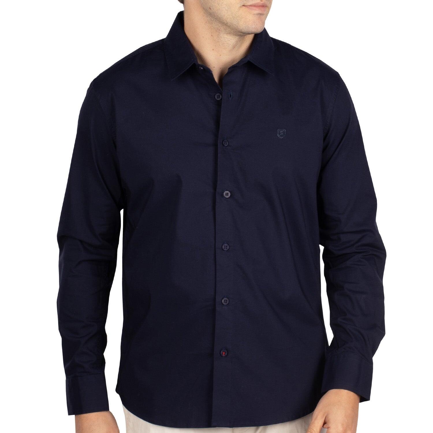 bleu marine.