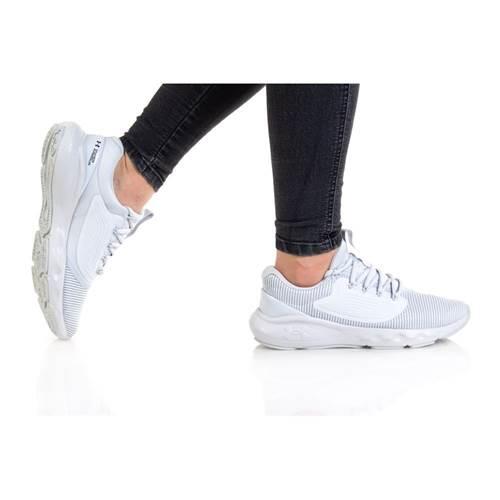 Buty do biegania damskie Under Armour Charged Vantage 2 3/5