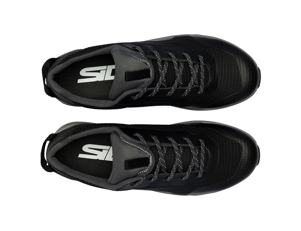 Zapatillas negras MOTUS 3/6