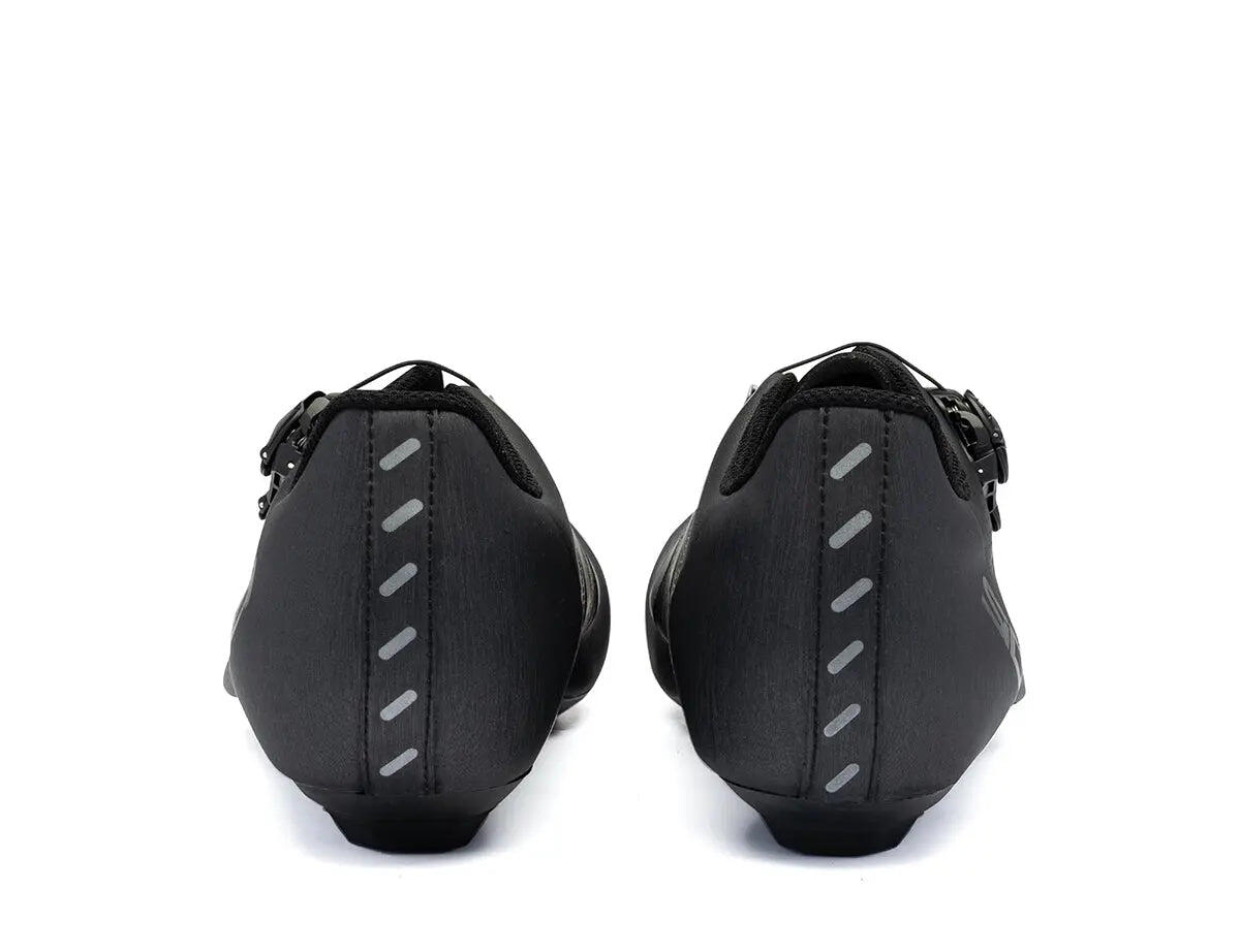 Zapatillas negras ERGO 6 4/6