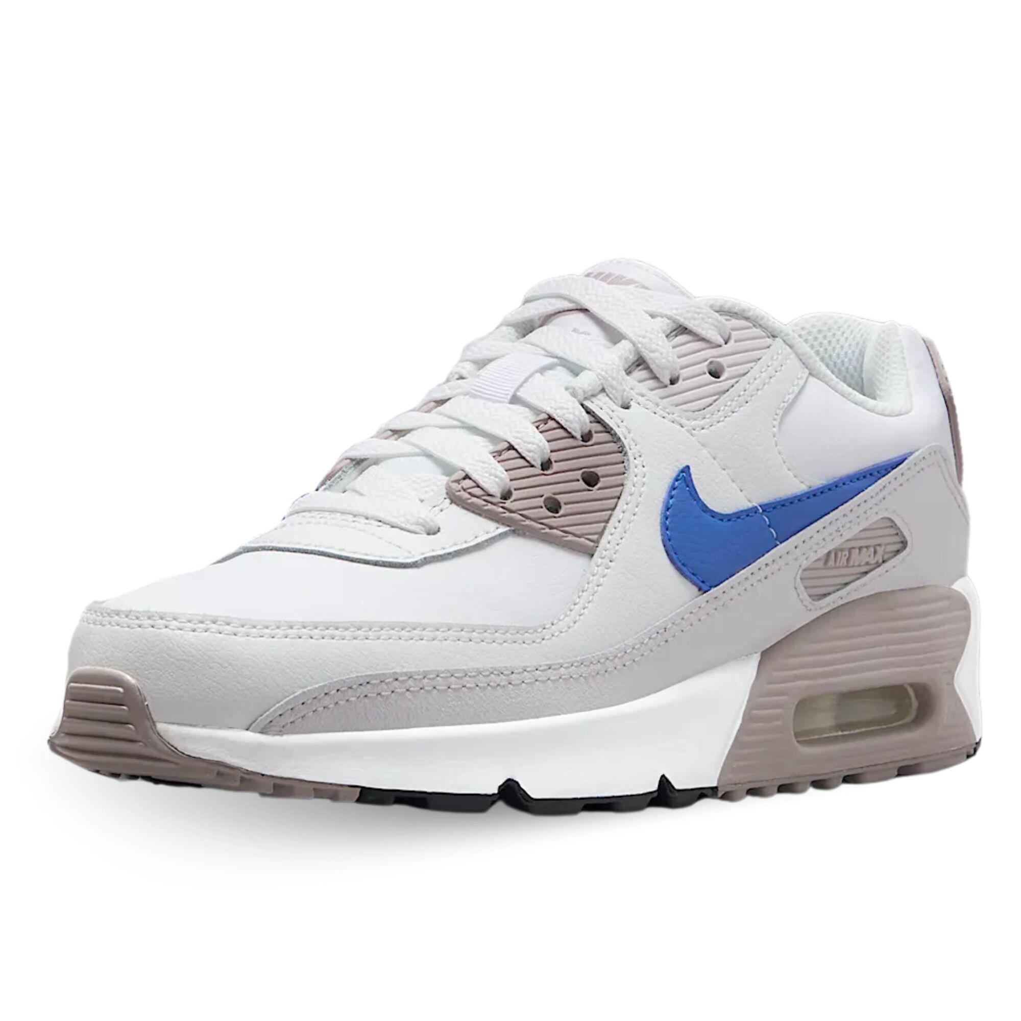 NIKE picture