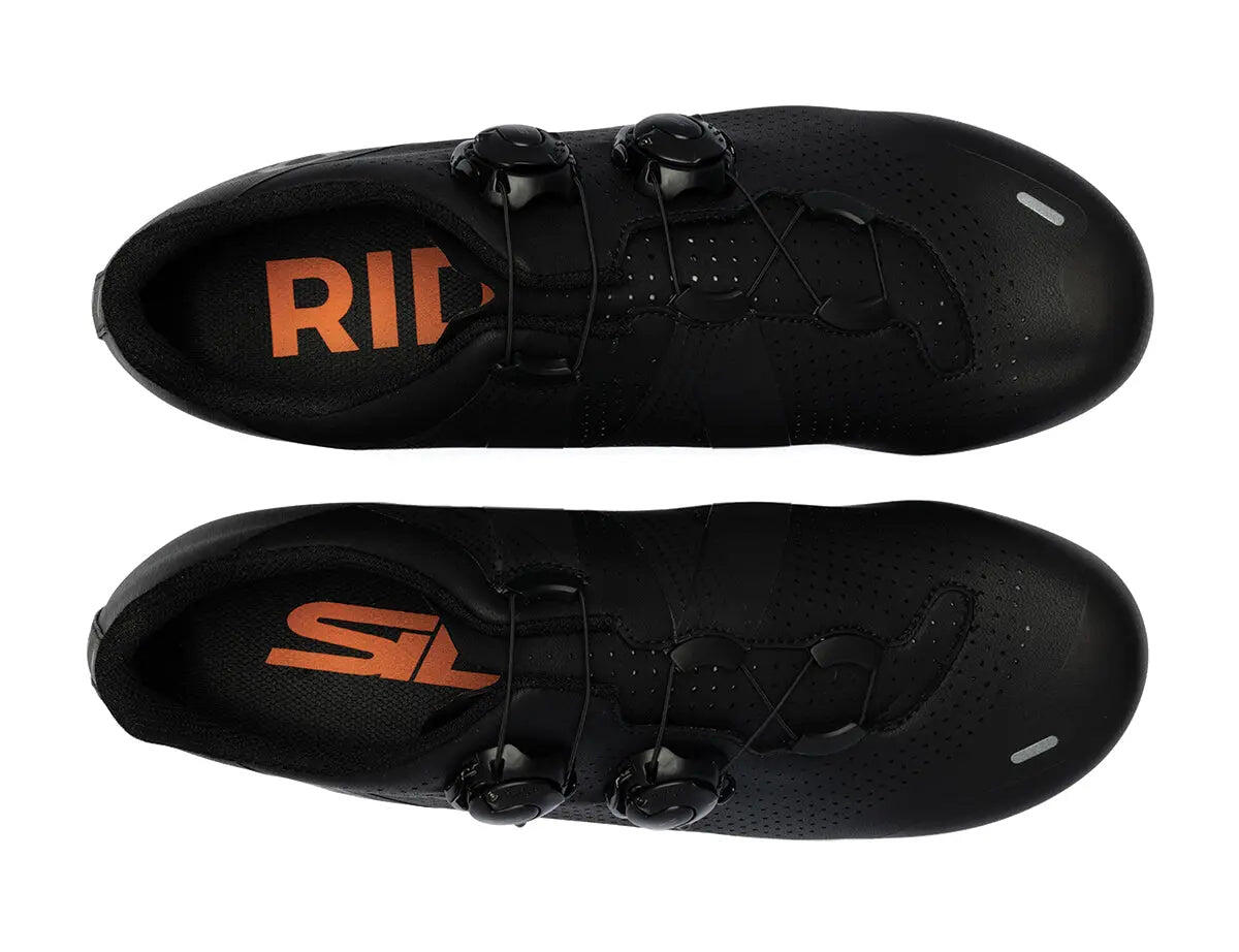 Zapatillas negras ERGO 6 3/6