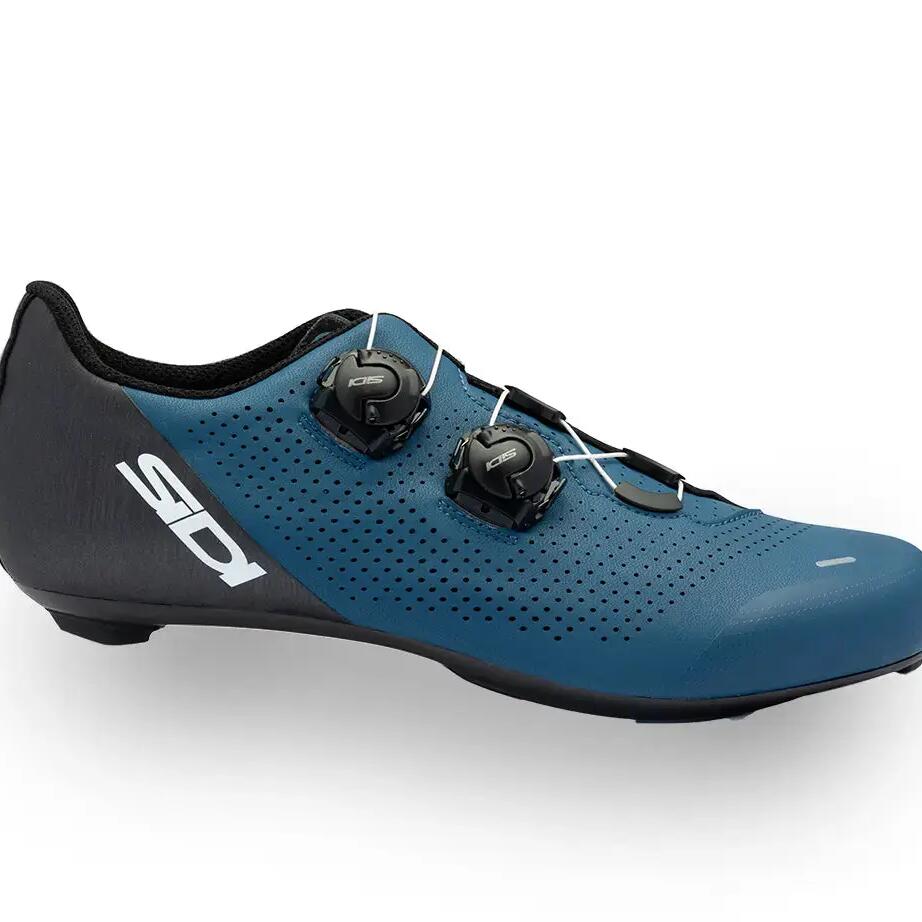 ERGO 6 blue shoes