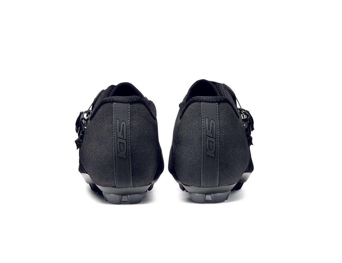 Zapatos negros de mujer AERTIS 4/6