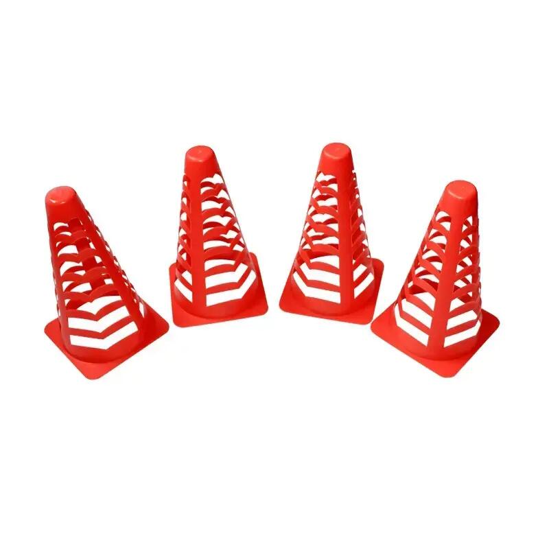 Futbalové prekážky MASTER sada 4ks kužeľov - 22 cm