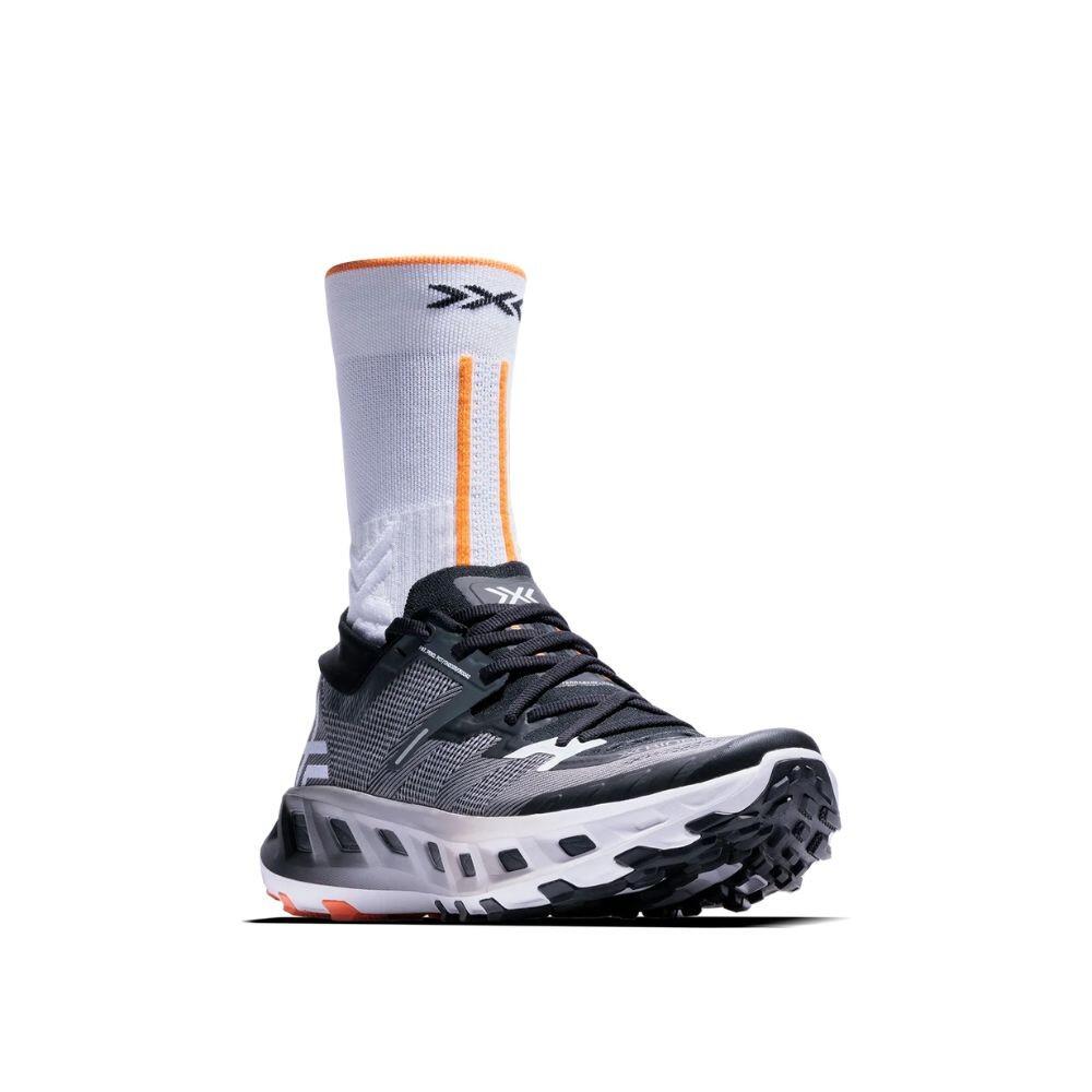 Buty biegowe trailowe unisex X-Bionic Terraskin X02 czarno-białe