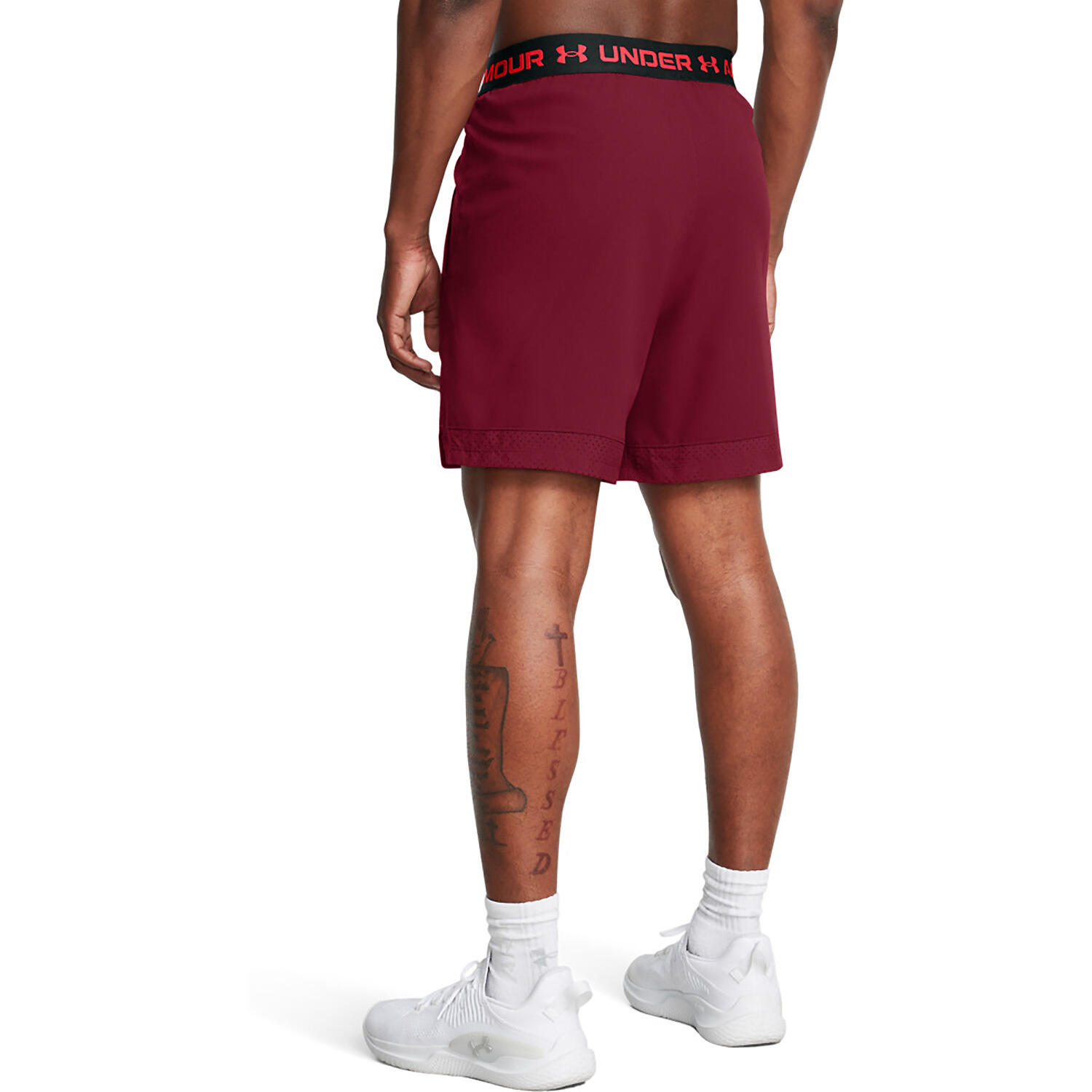 Shorts UA VANISH WOVEN 6IN SHORTS 3/4