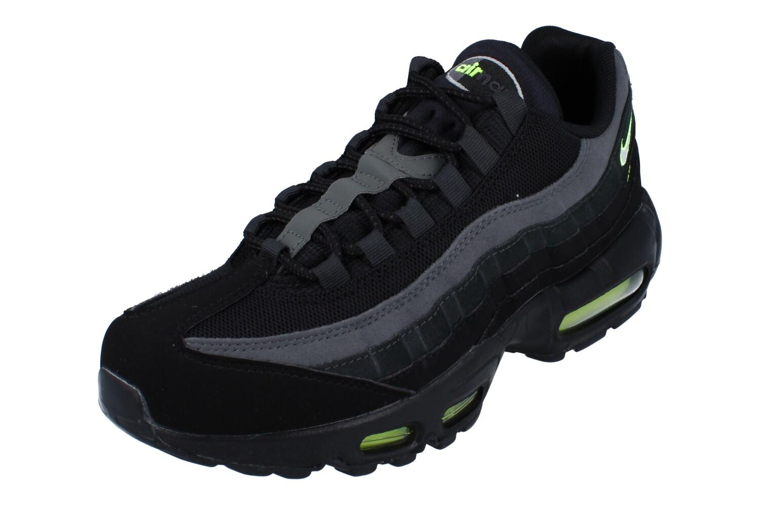 NIKE picture