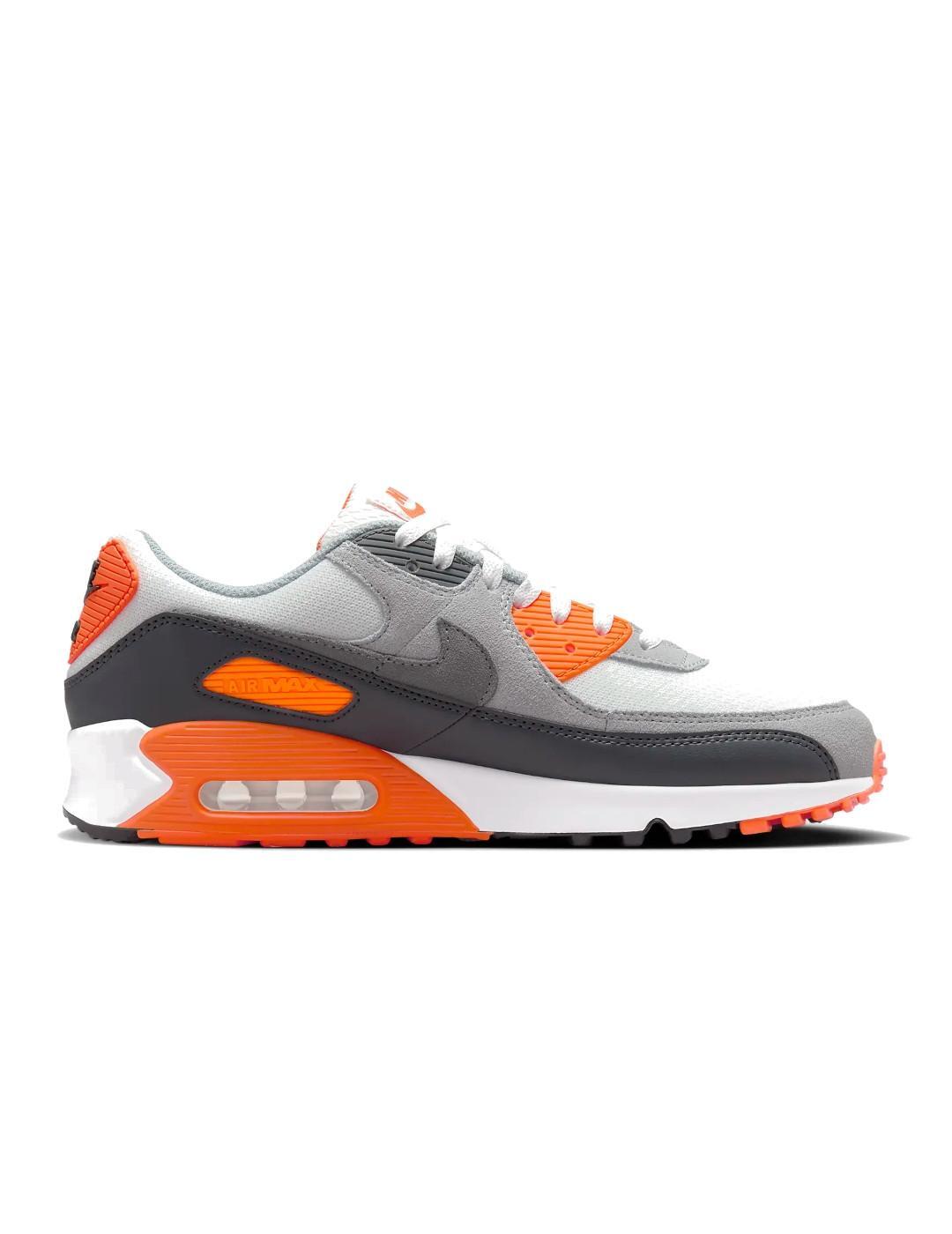 NIKE picture
