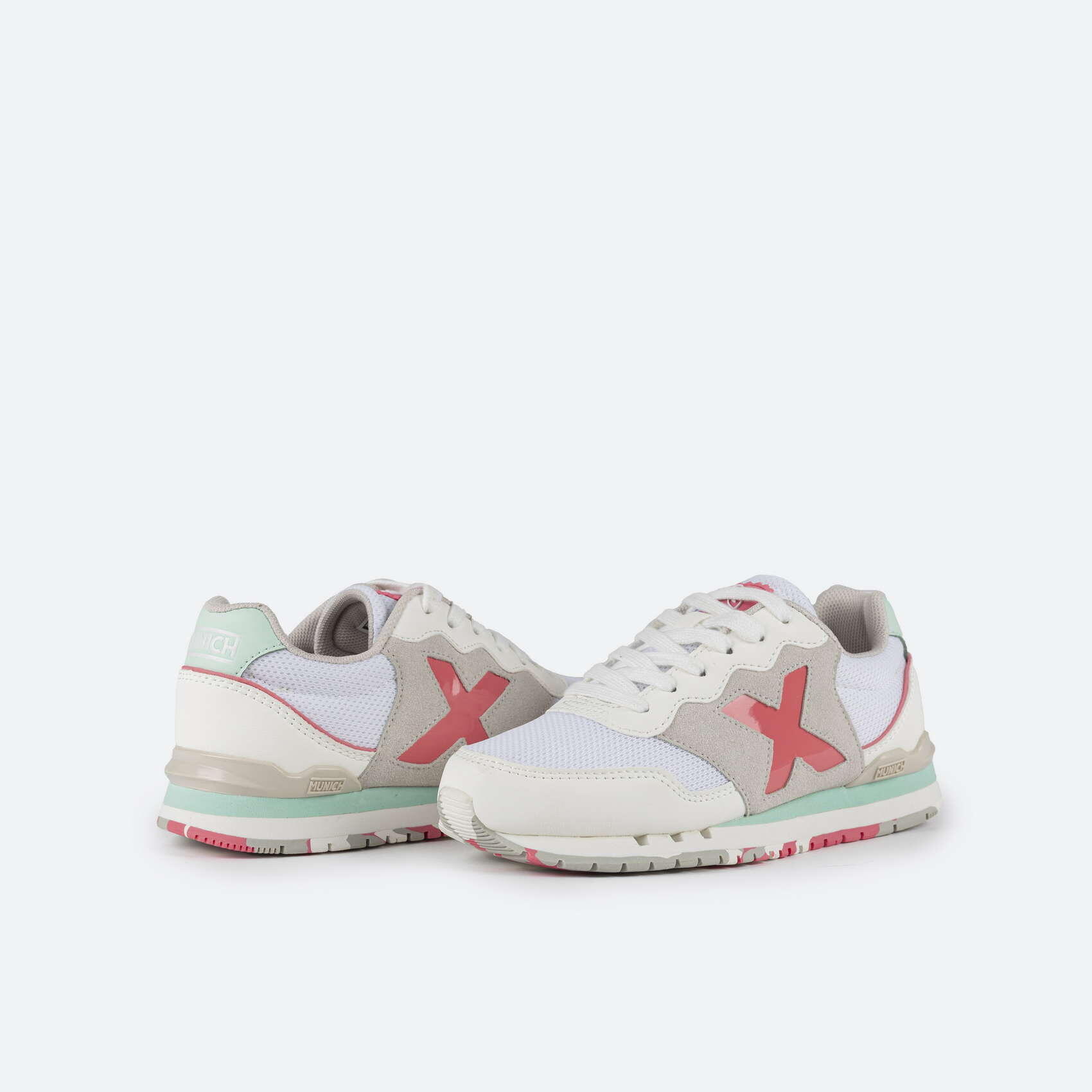 Sneakers Munich Model 1690162m Kleur Wit 2/5