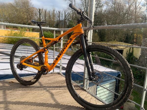 Tussen Particulieren - specialized  Epic S-Works World cup. 2/5
