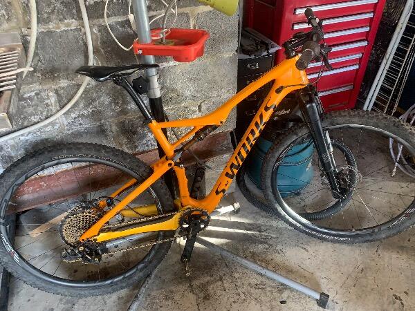 Tussen Particulieren - specialized  Epic S-Works World cup. 4/5