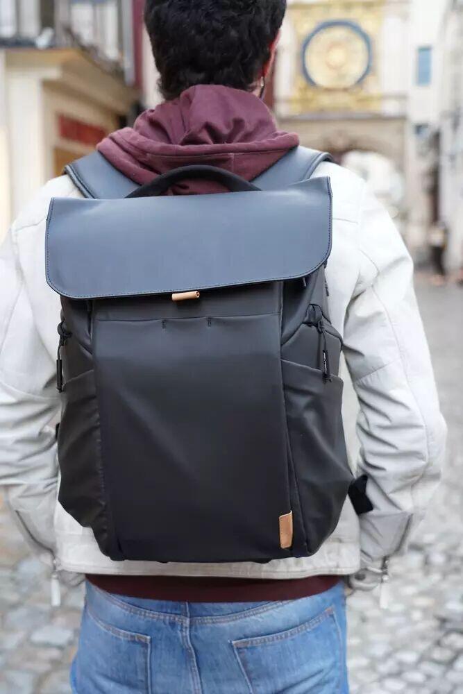 Sac à dos OneGo 18L - PGYTECH (Coloris Obsidian Black) 5/5