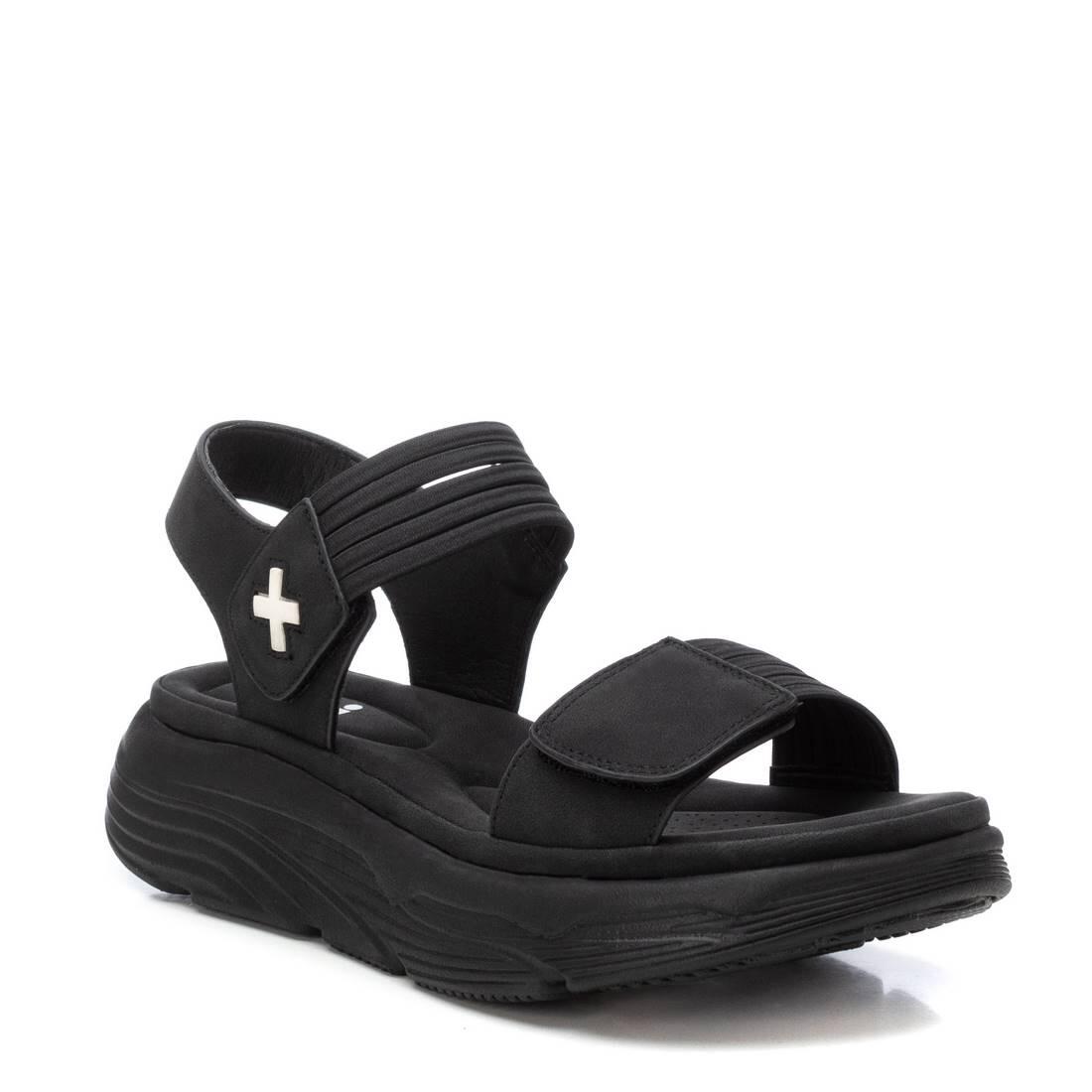 Sandalias Planas Mujer Xti  Negro 3/5