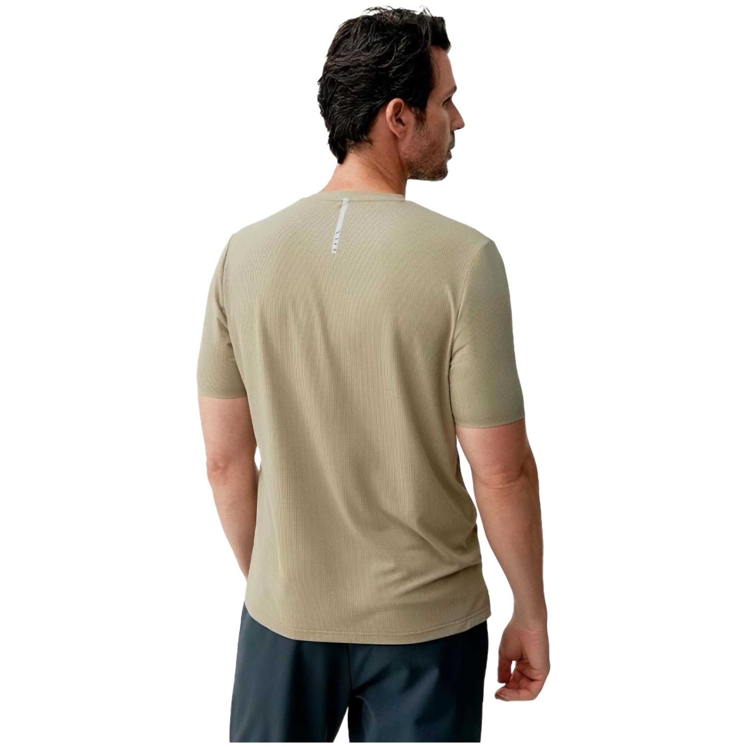 Maglia a maniche corte Born living yoga modello OI23CS-H29-C per uomini 2/4