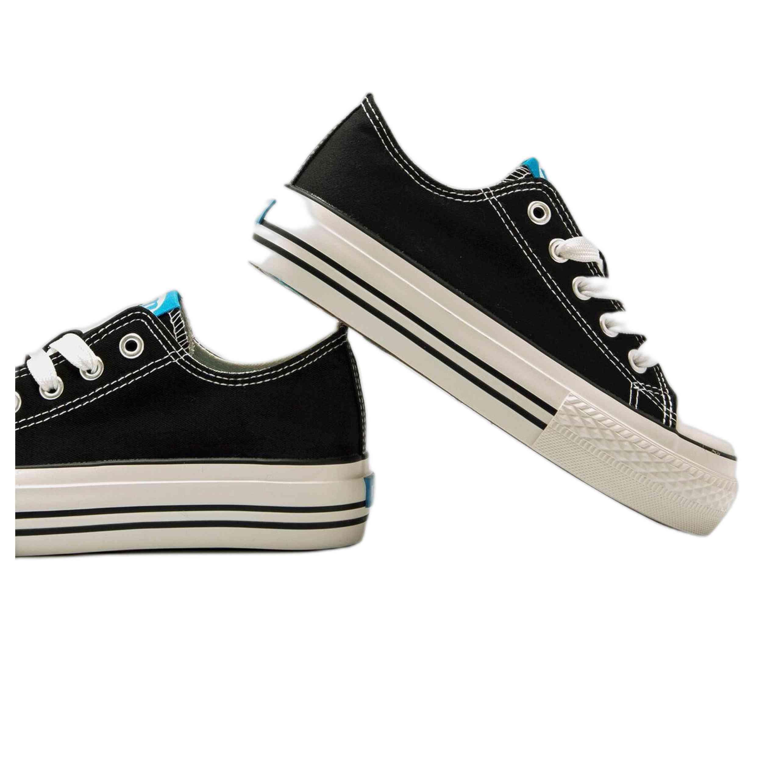Scarpe Mustang modello 81195-C47357 per unisex ragazzi 4/5