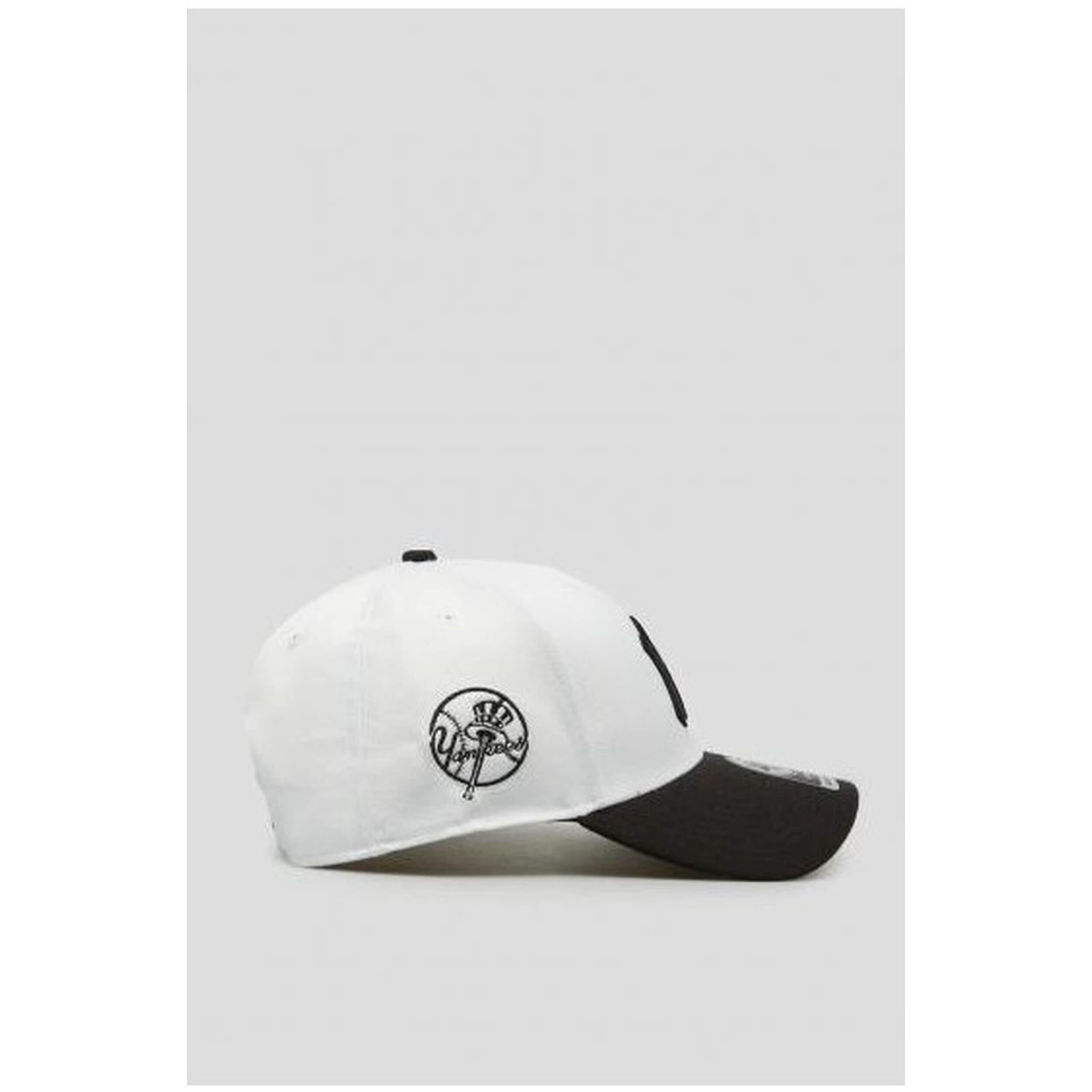 Kšiltovka MLB New York Yankees Sure Shot Snapback TT ’47 MVP 2/2