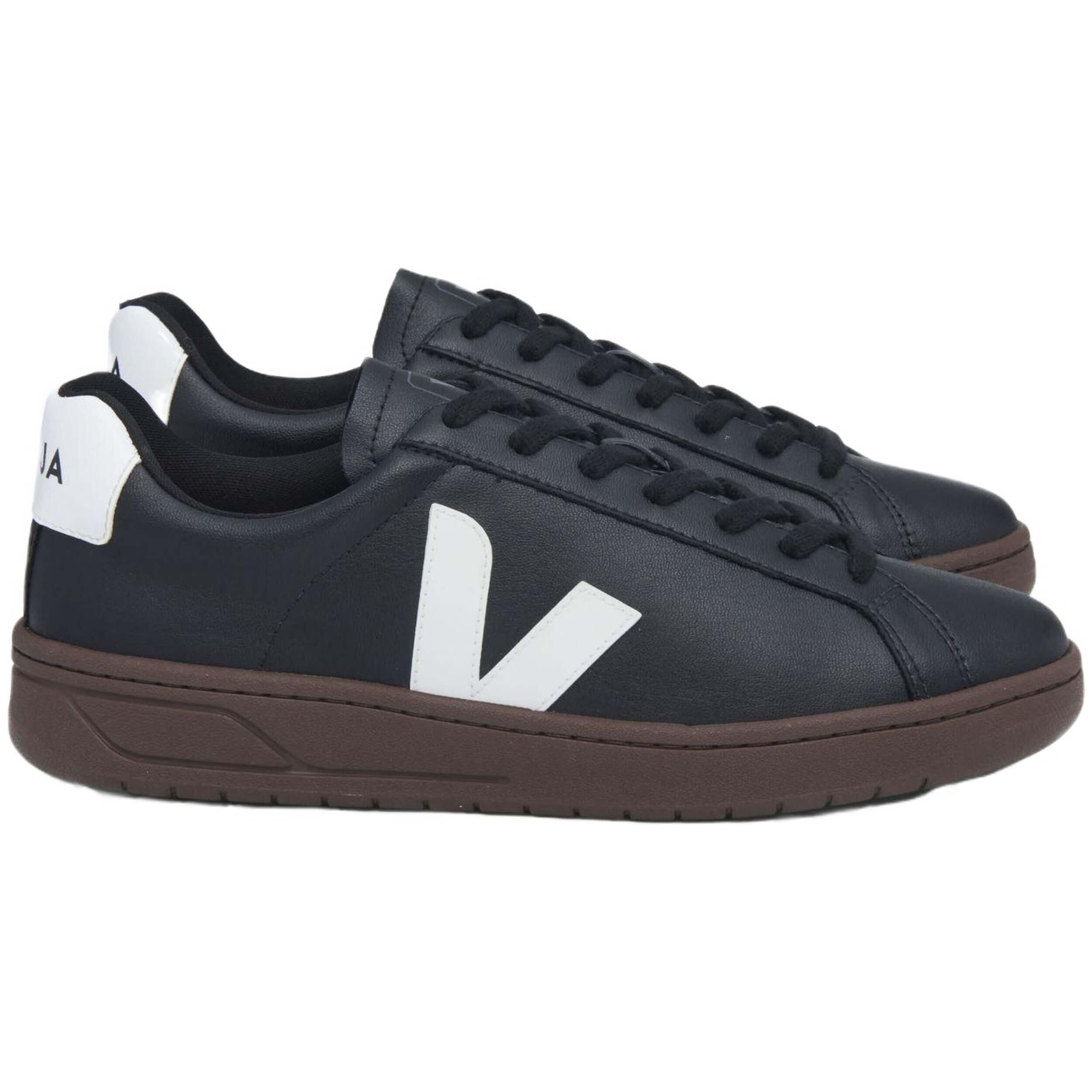 Veja Sapatilhas Modelo Uc0703507a370 Para Mulheres Preto da Decathlon