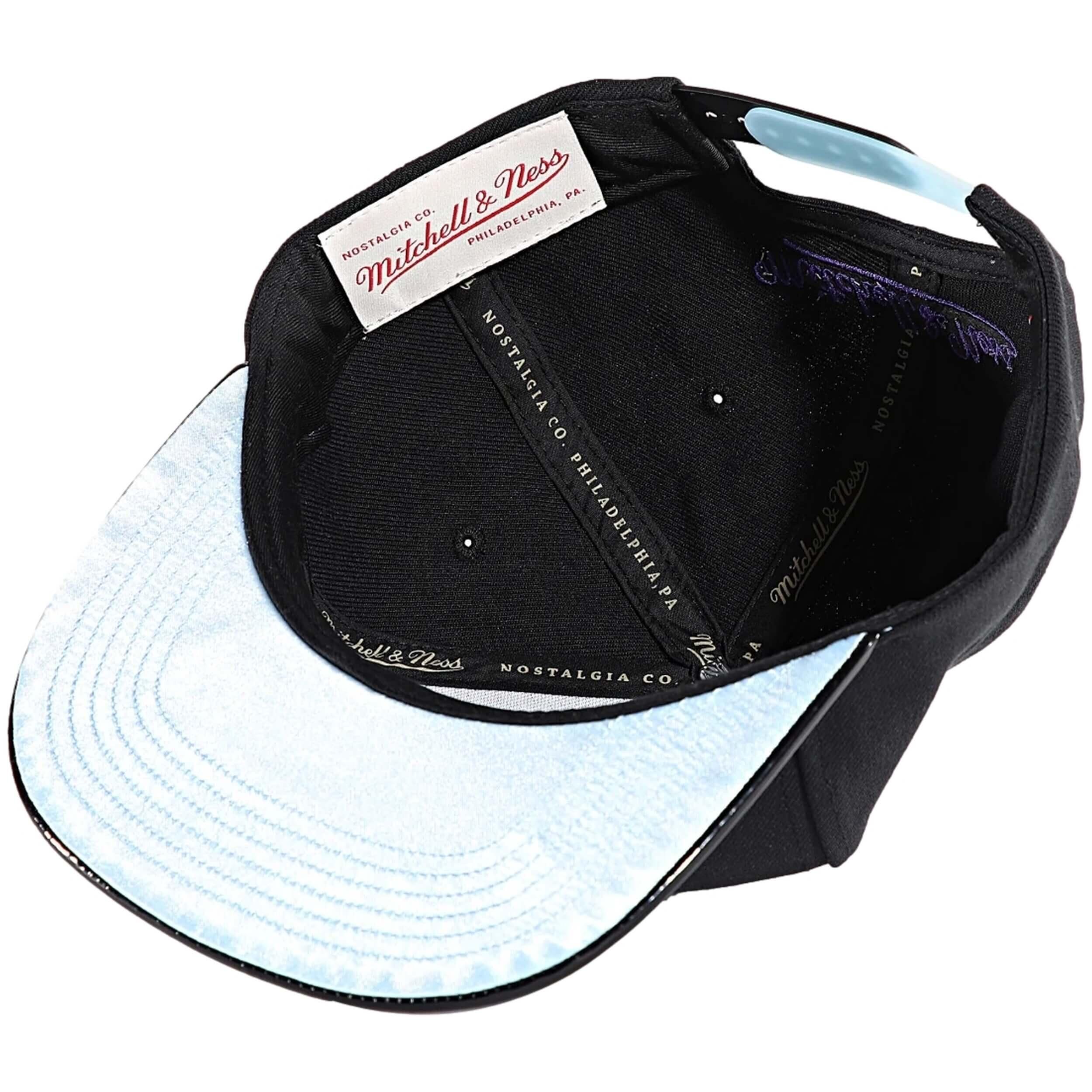 Gorra Mitchell & ness modelo HS8033-CBUWHIT-NEGRO para hombre 4/4