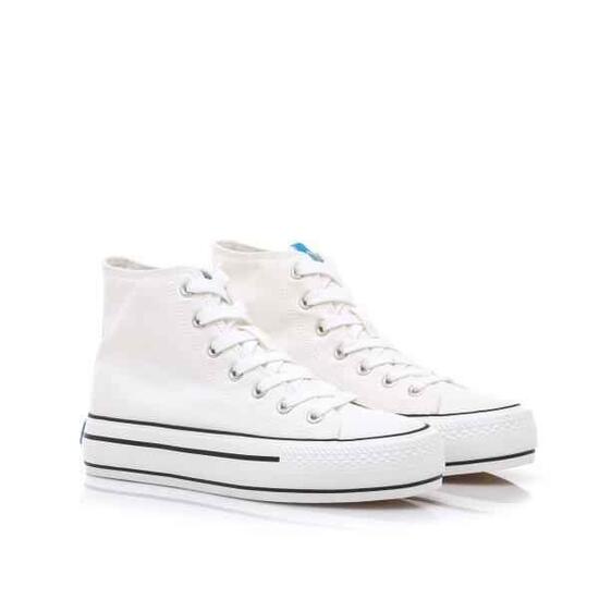 Baskets Mustang modèle 10147-930074 pour femmes