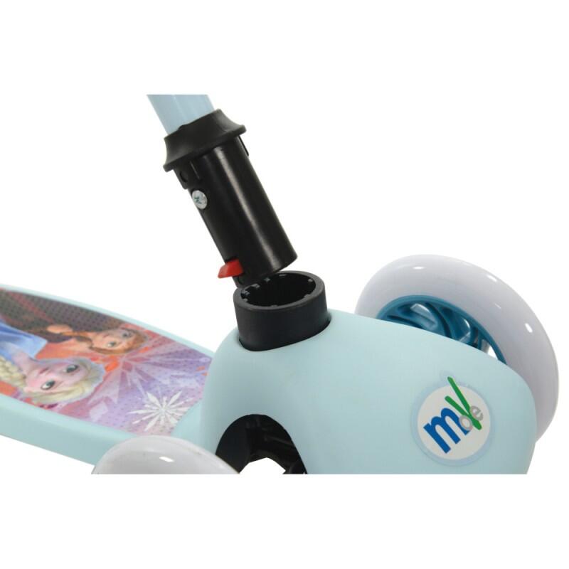 SCOOTER COM 2 RODAS DIANTEIRAS INCLINÁVEIS E GIRATÓRIAS FROZEN II 4/4