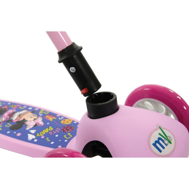 MINNIE SCOOTER COM 2 RODAS DIANTEIRAS INCLINÁVEIS E GIRATÓRIAS MINNIE 4/4