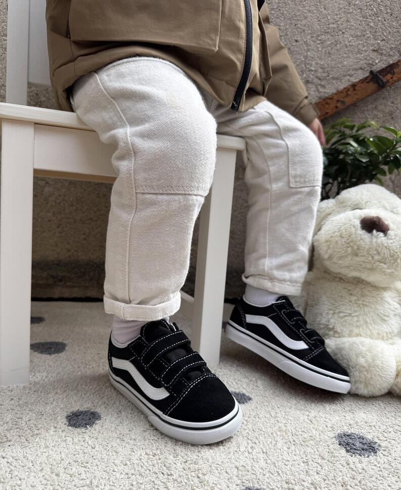 Buty Dziecko Vans Old Skool V czarny