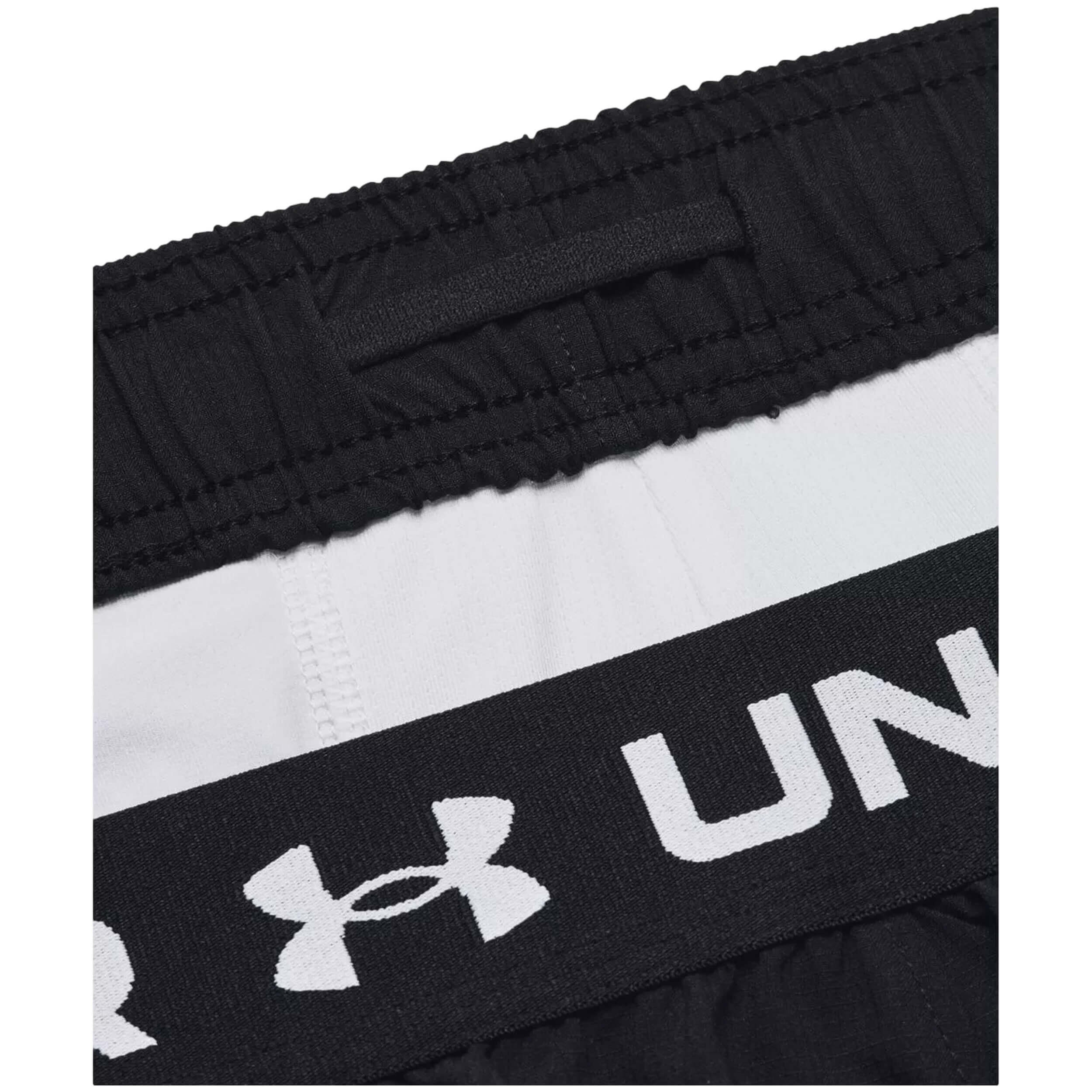Short Under armour modèle 1373764-001 pour homme 3/7