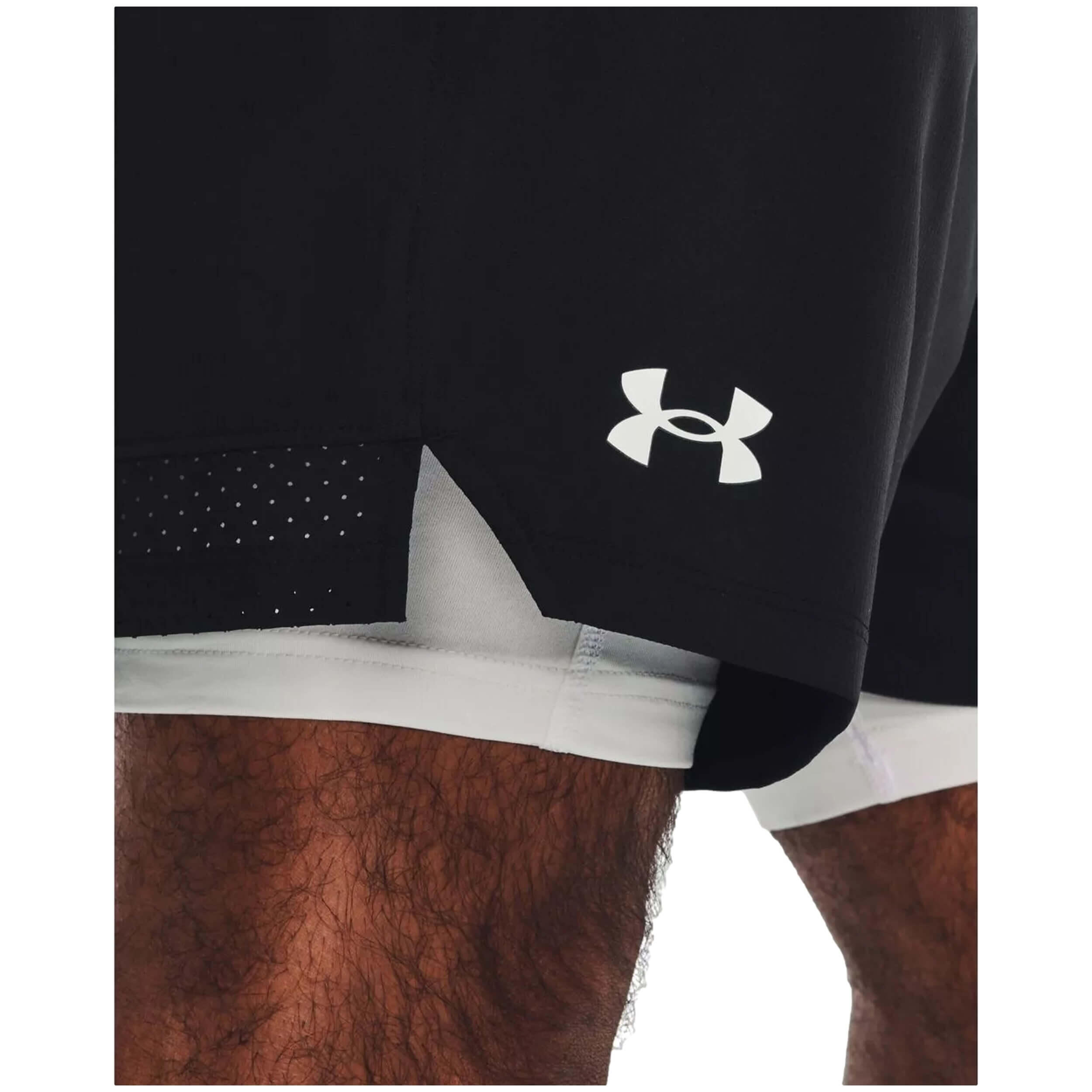 Short Under armour modèle 1373764-001 pour homme 4/7