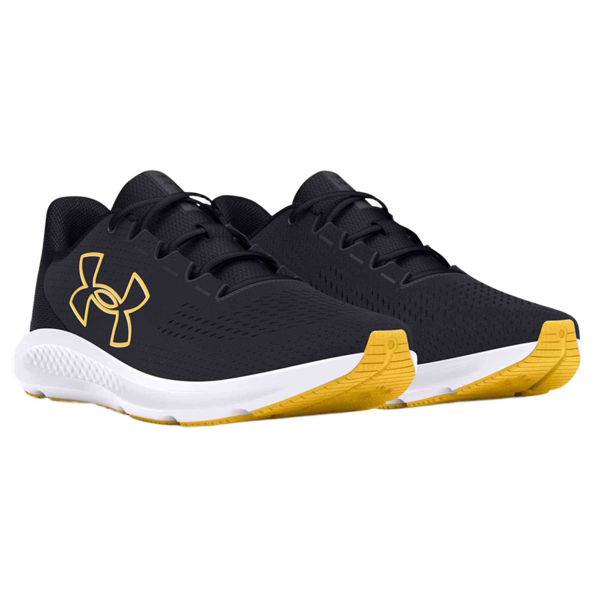 Baskets Under armour modèle 3026518-110 pour homme 4/5