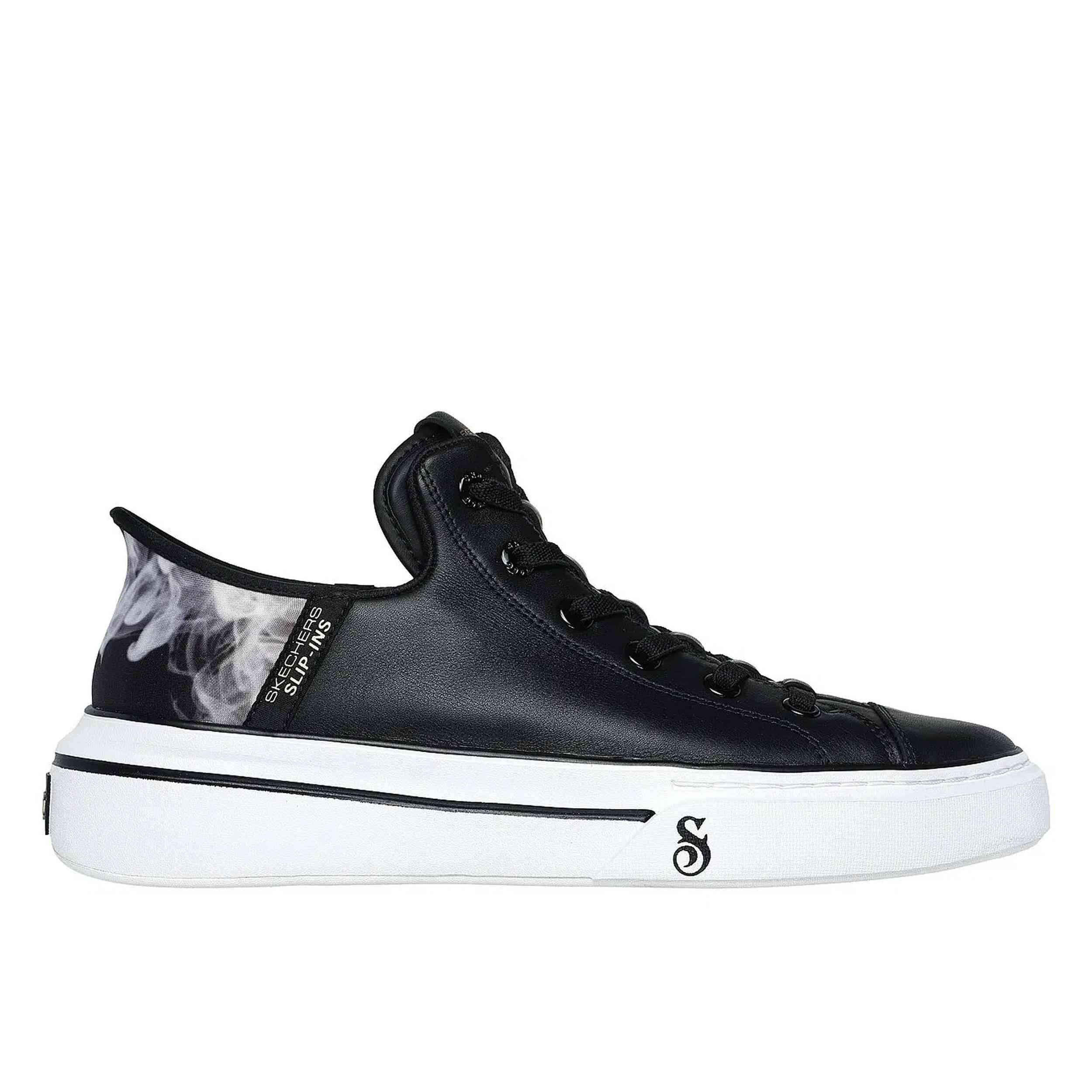 SKECHERS picture