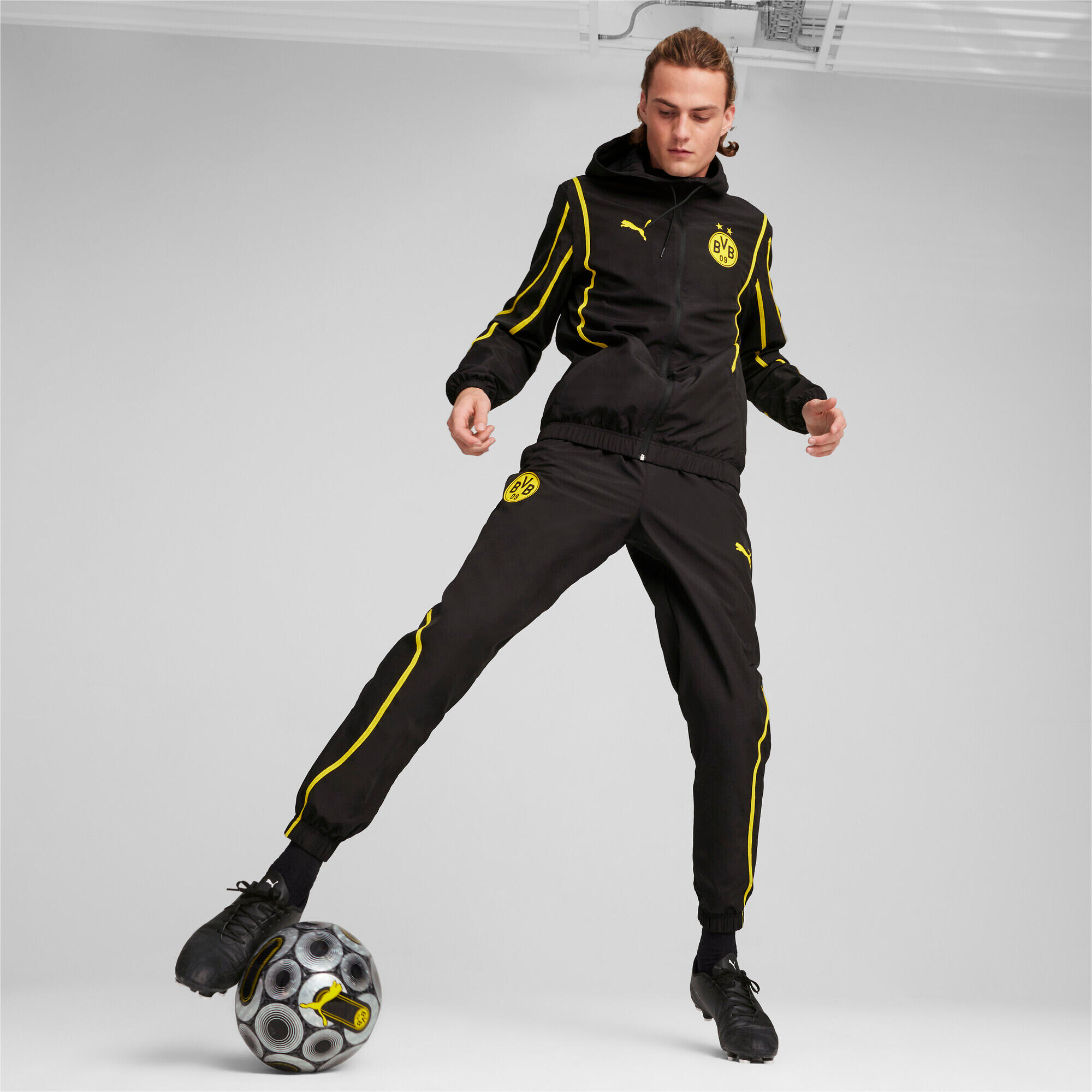 Prematch-Jacke Borussia Dortmund 2024/25 4/7