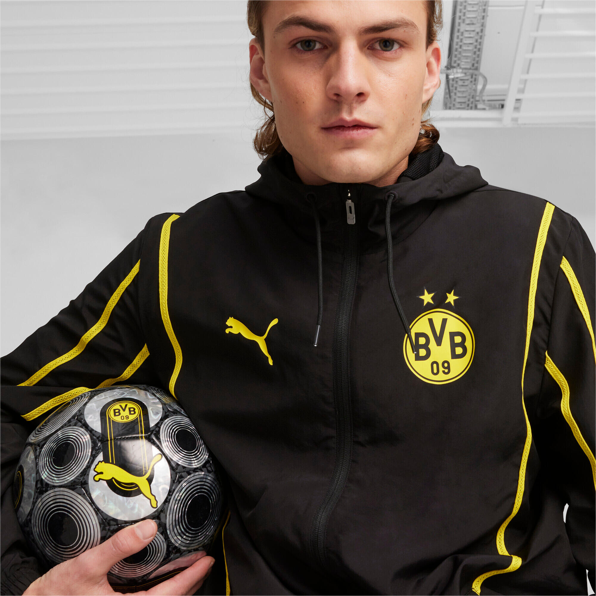 Prematch-Jacke Borussia Dortmund 2024/25 3/7