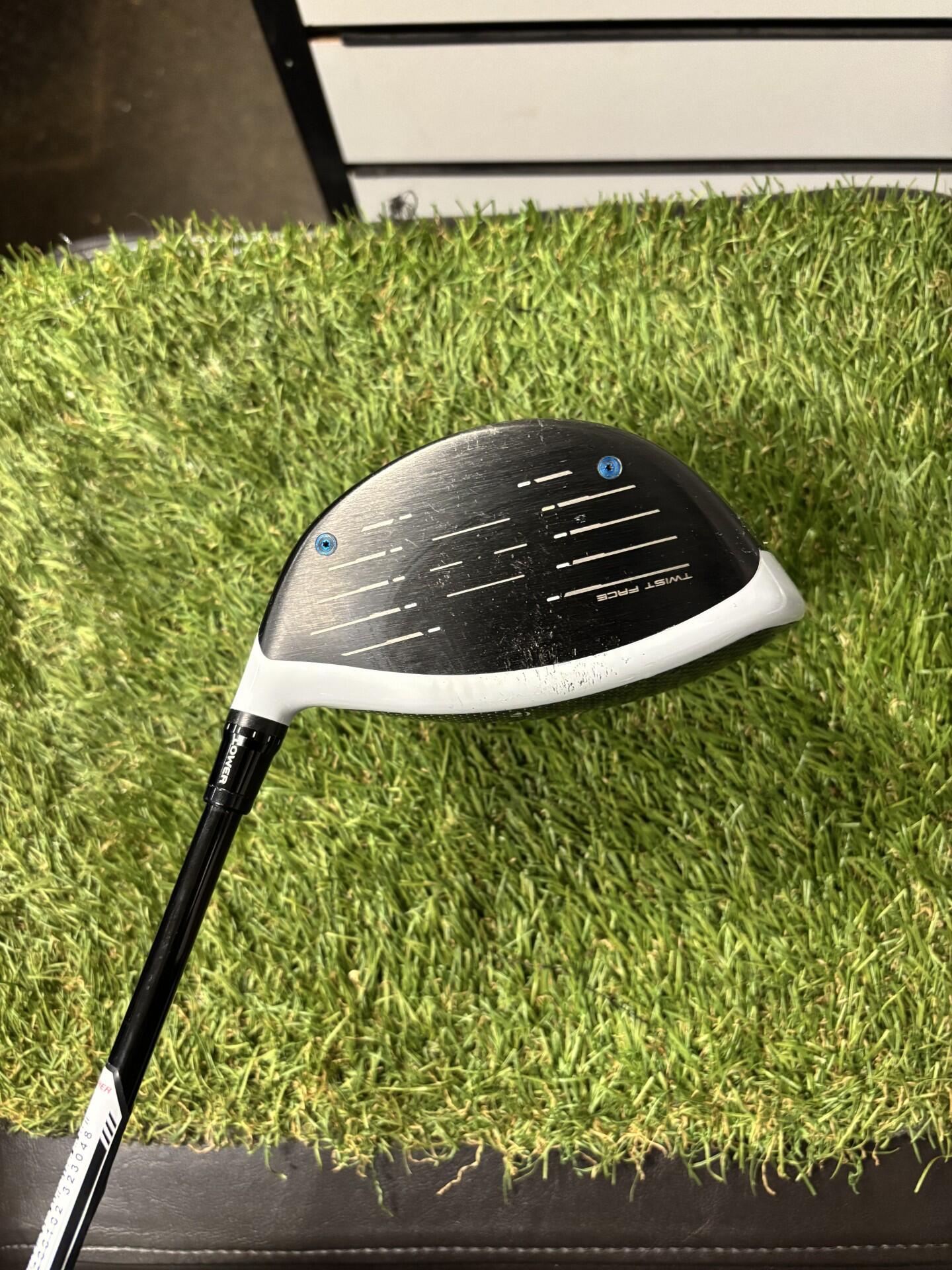 Second hand Taylormade Sim Max D Driver 2/5