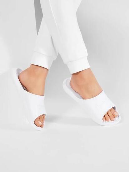 Ciabatte nike bianco