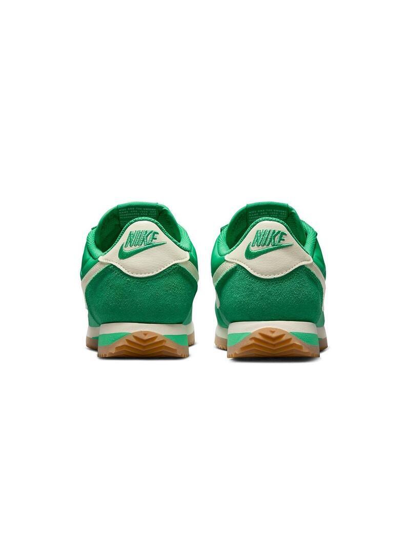 Scarpa da donna Nike Cortez verde. 5/7