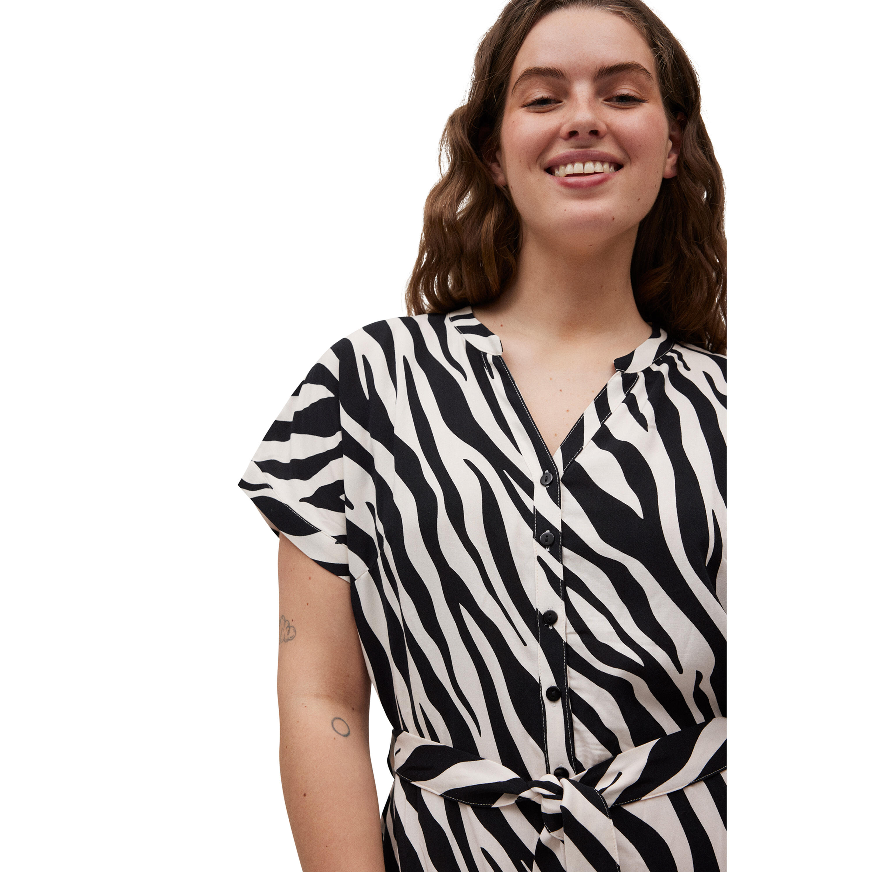 Vestido Midi Camisero De Animal Print YSABEL MORA - Colección Beachwear 2025, Estilo Elegante Y Fresco