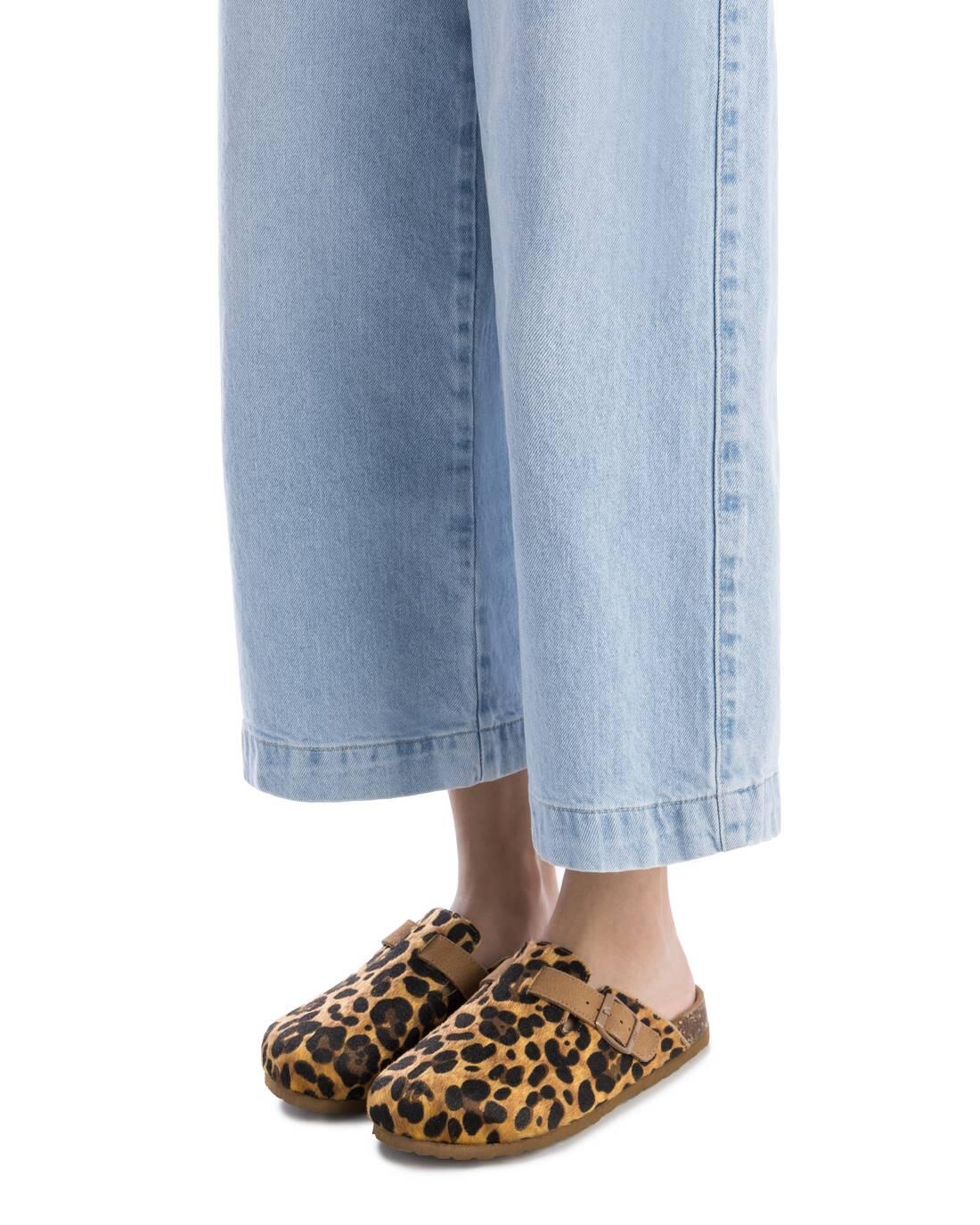 Zueco De Mujer Xti 142871 Leopardo 2/5