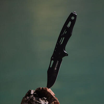 Coltello tascabile nero con custodia