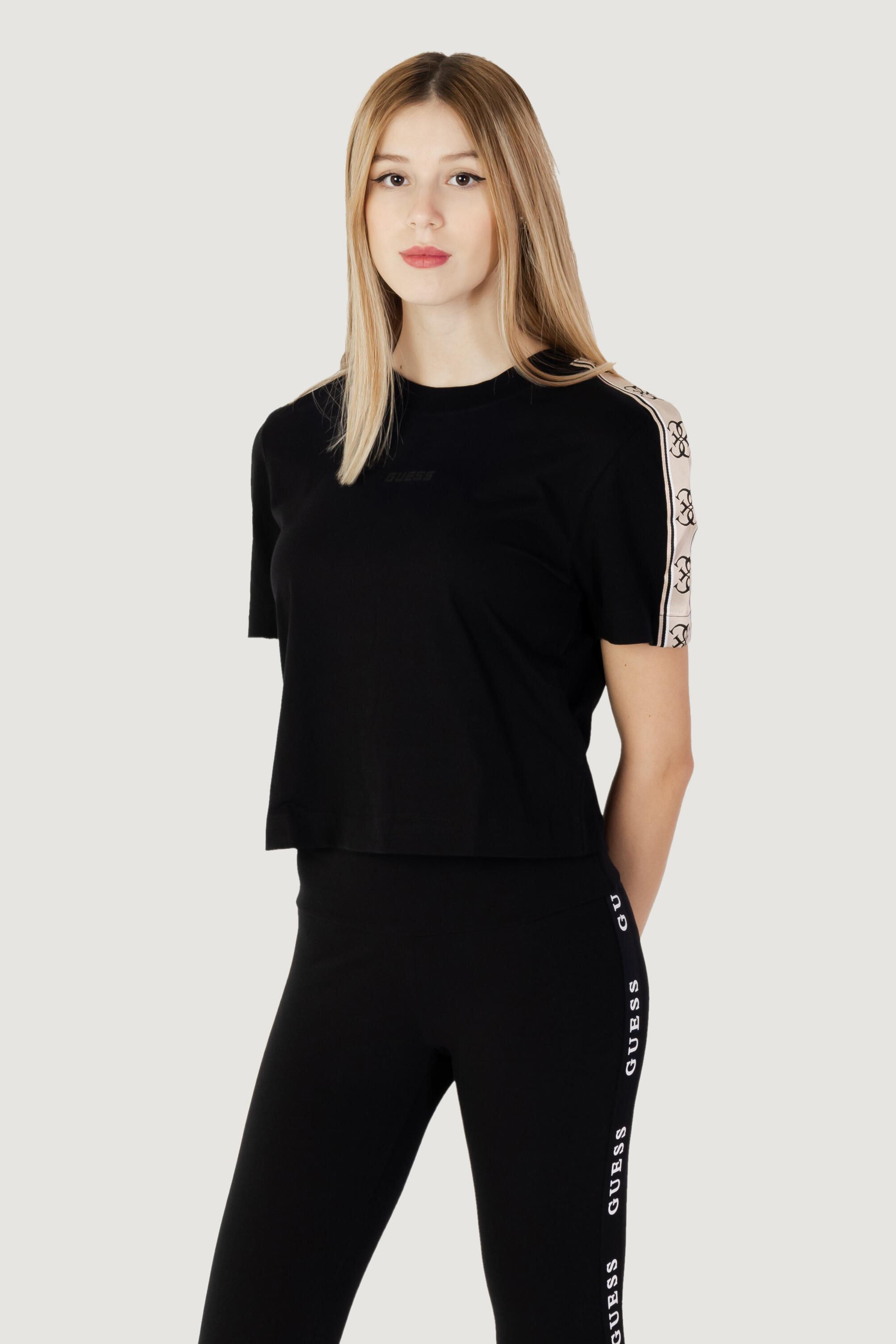 t-shirt crop top BRITNEY CROP TEE FEMME NOIR 1/5