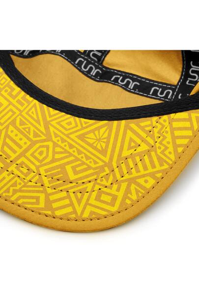 Runr Madrid Technical Running Hat 2/4
