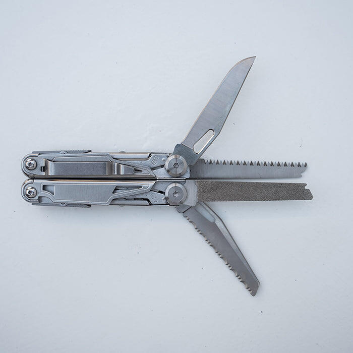 Pinza multifunzione con 15 utensili 6/6