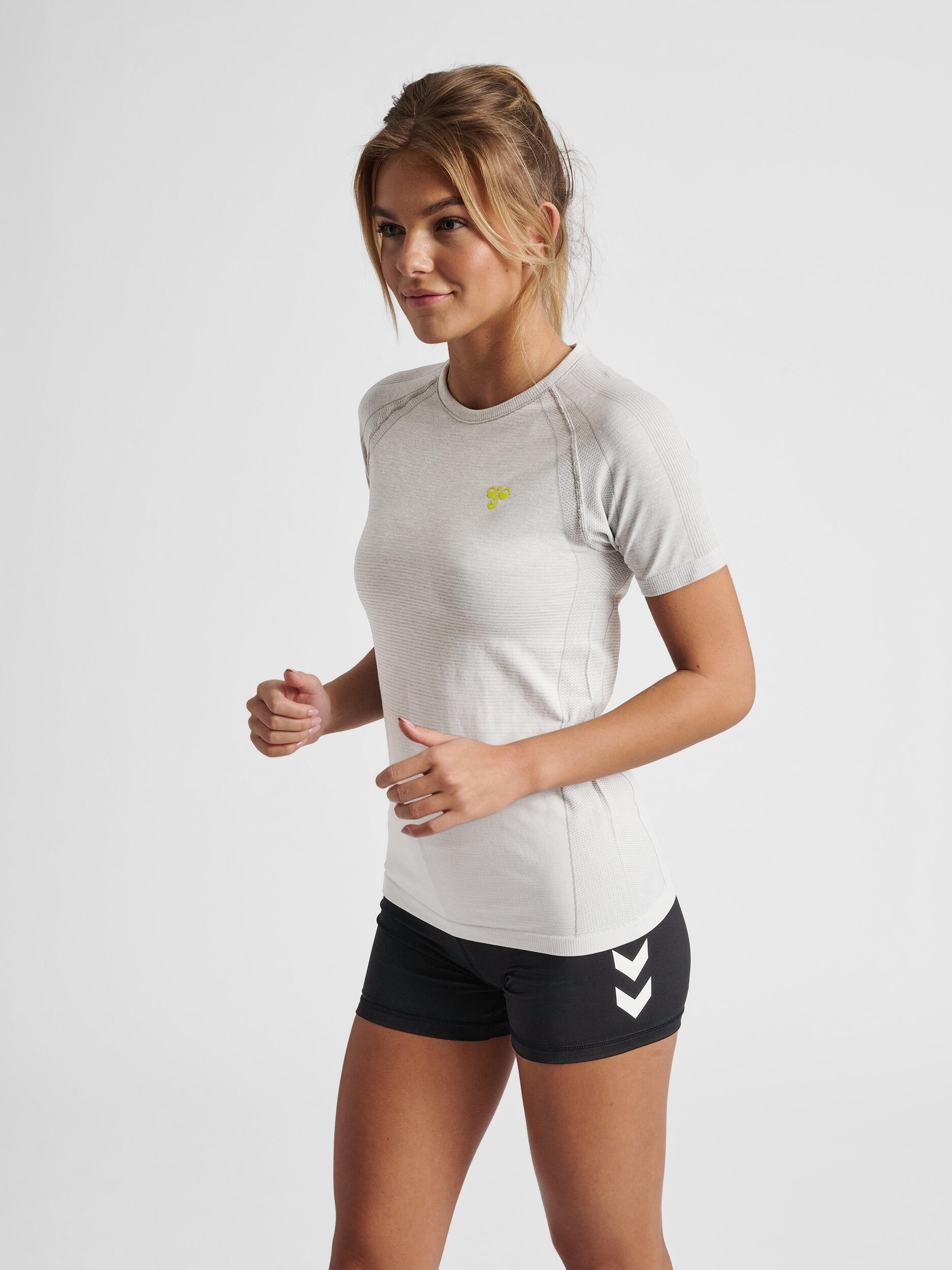 Hmlgg12 training seamless s/s woman camisola de manga curta